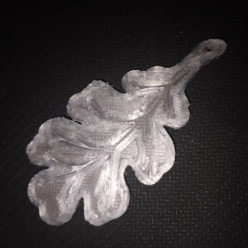 oakleaf pendant from Ranger's apprentice