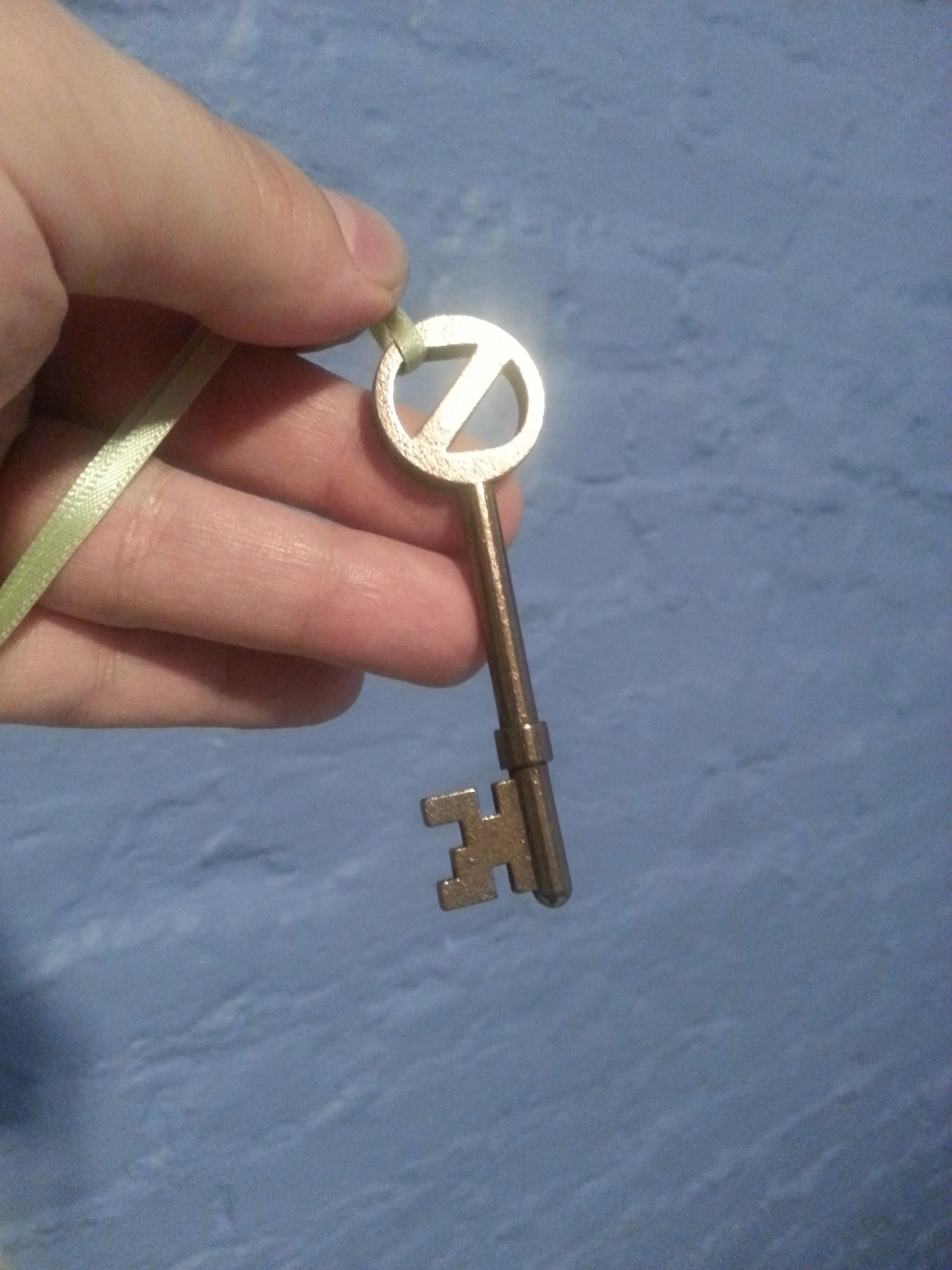 "Return to Oz" - Dorothy's Oz Key