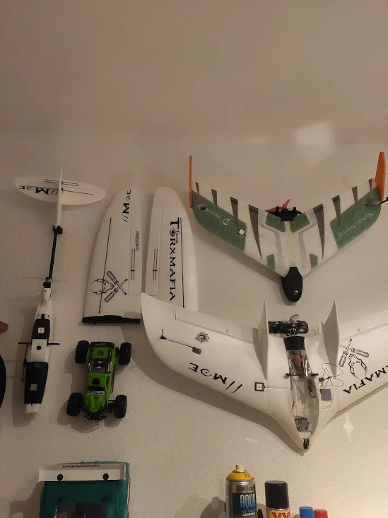 ZOHD Drift Wing Wallmount