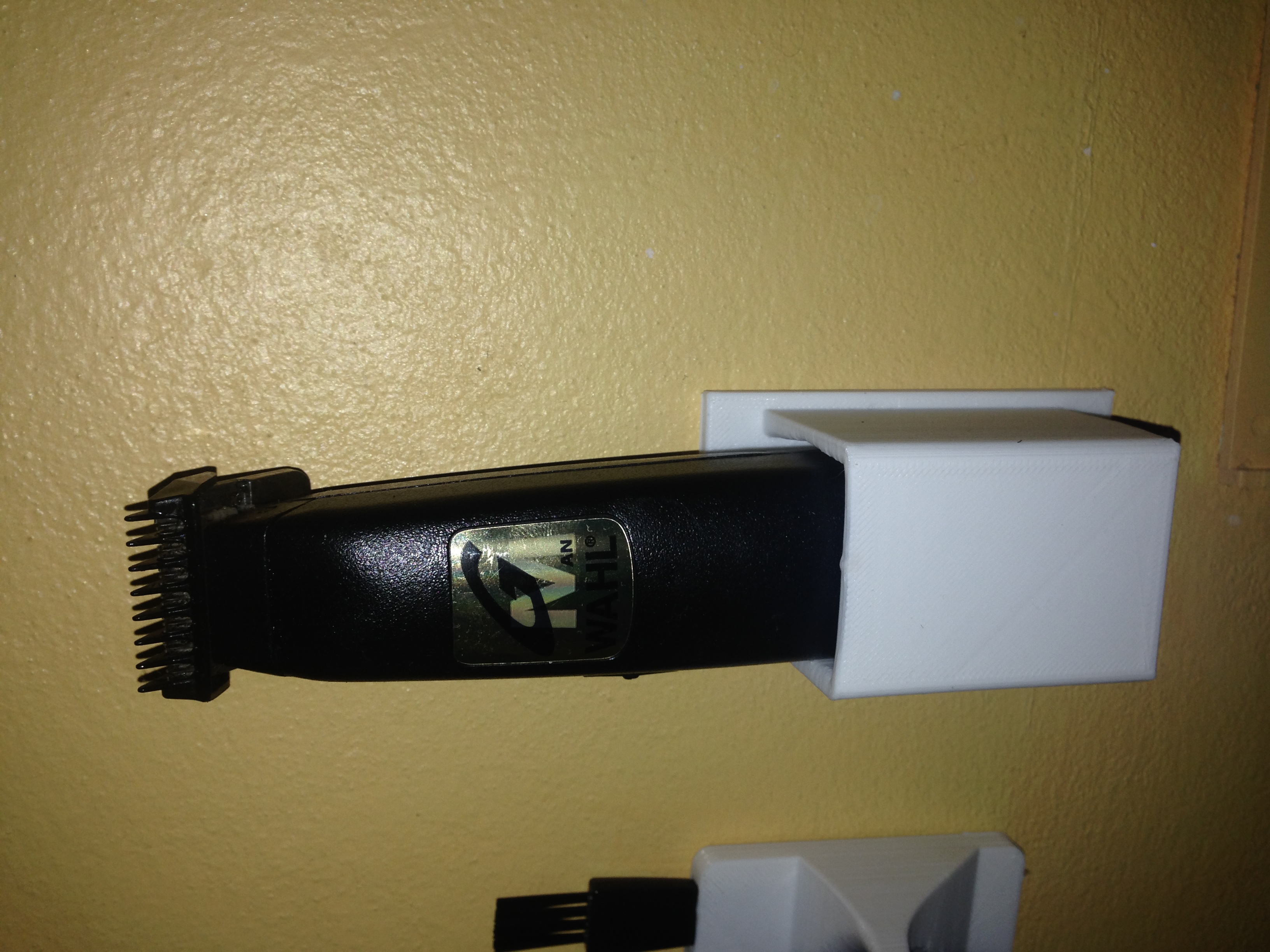 Whal Shaver Wall Mount