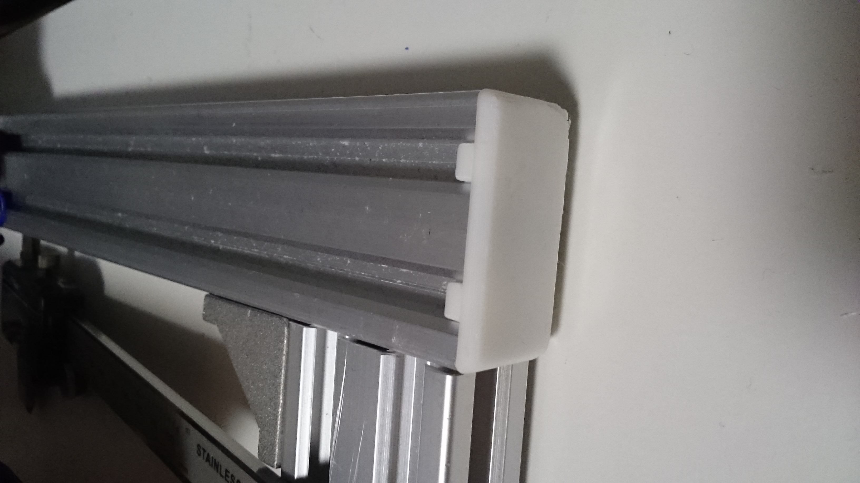 Aluminum extrusion endcap 2040
