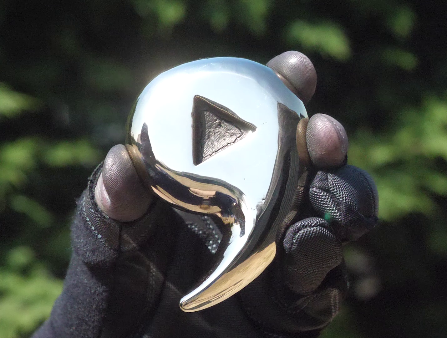 Space Comma - A 3D model of a comma (with a YouTube Play Button on it)