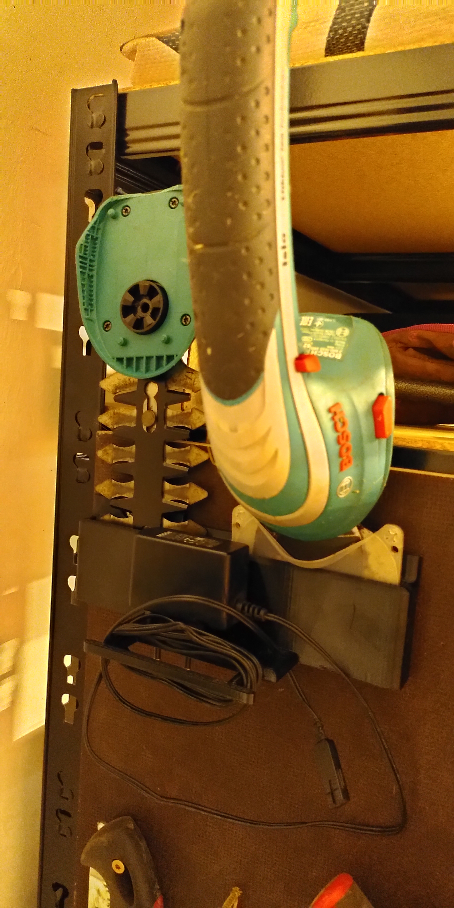 Bosch Isio Wallmount remixed