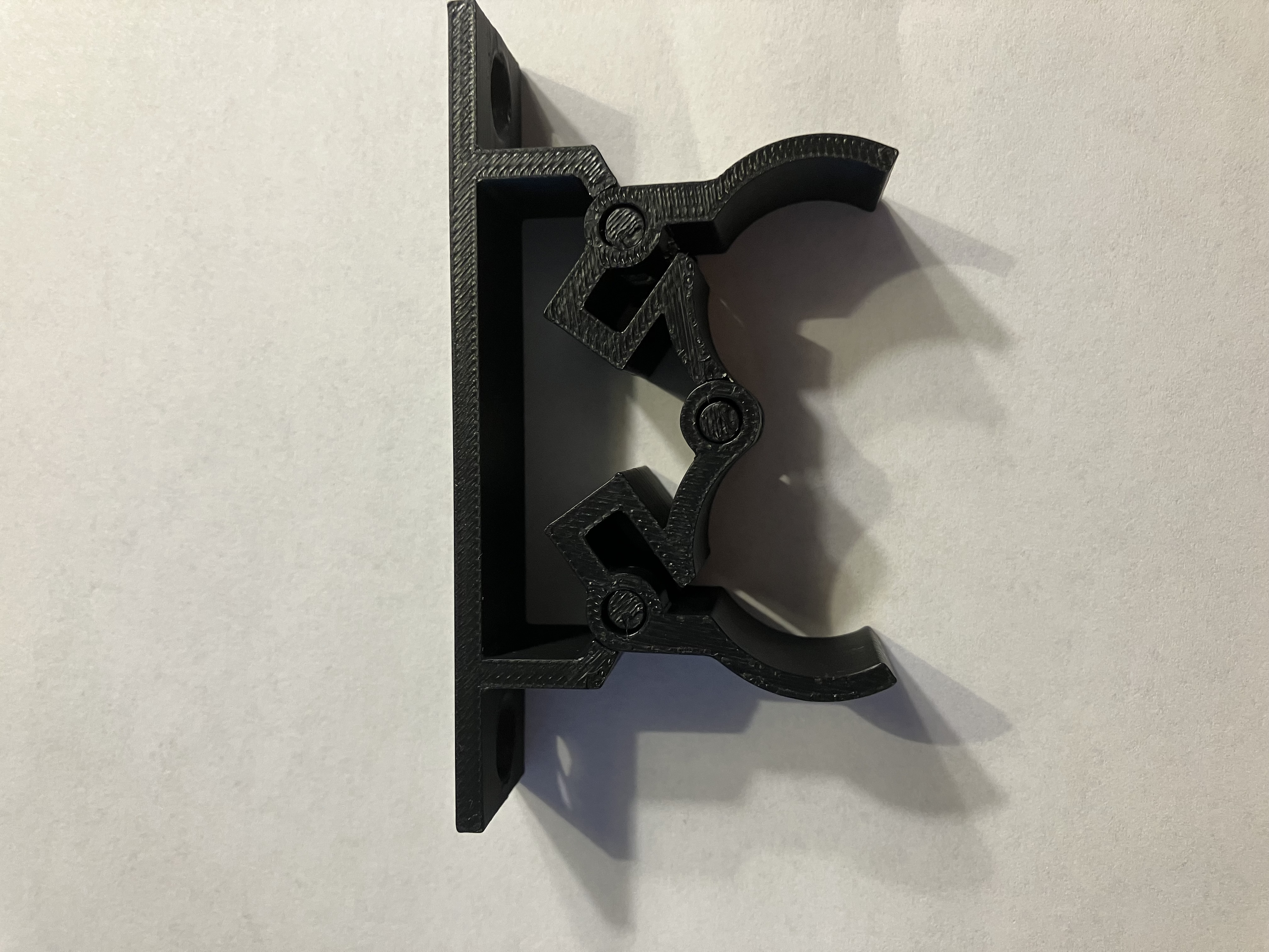 Broom holder