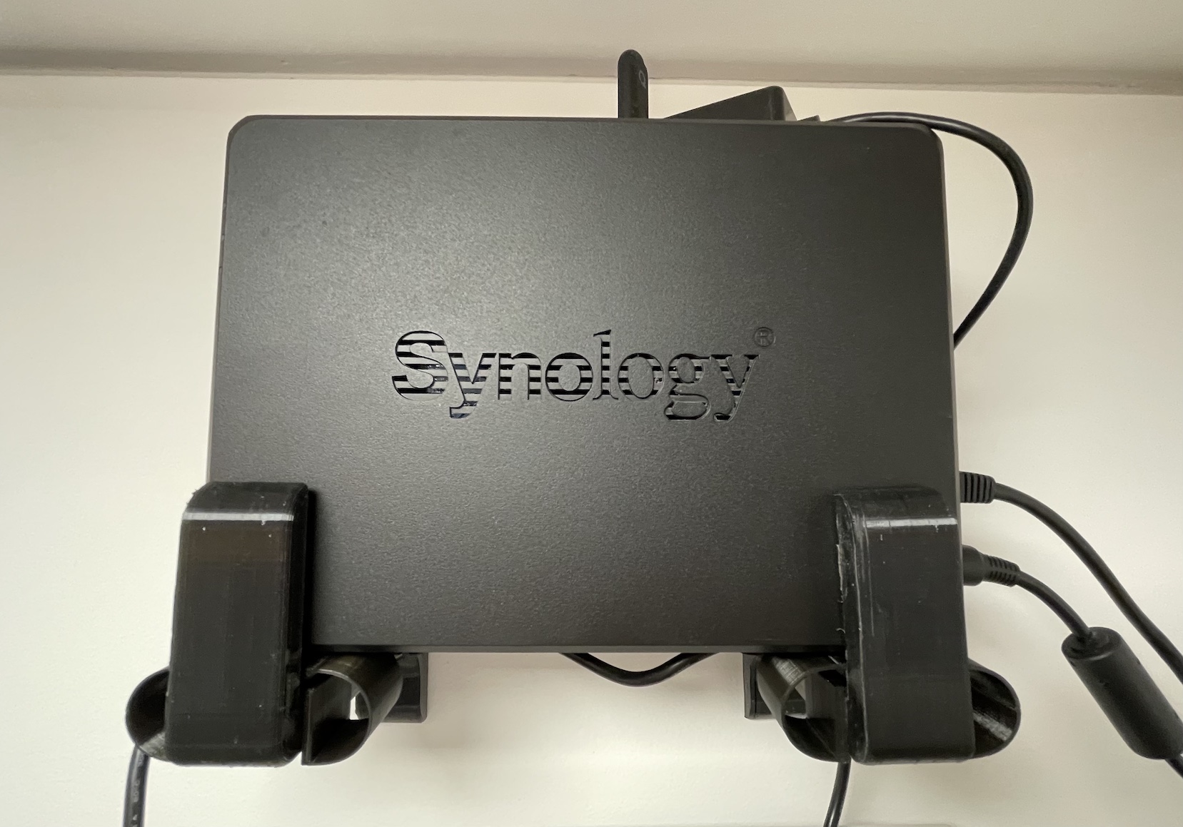 Synology Diskstation DS720+ Mount + Damper