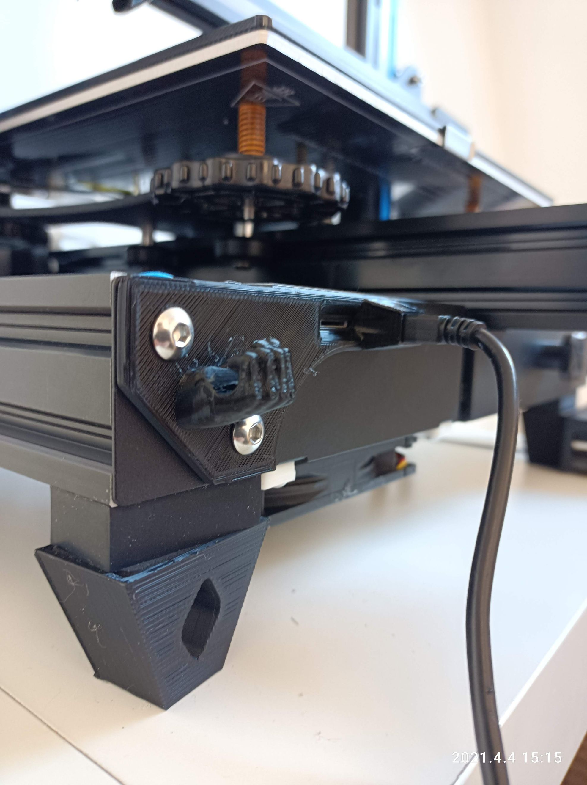 "Micro USB Fist Hanger" - Connector Protection (Ender 3 v2)