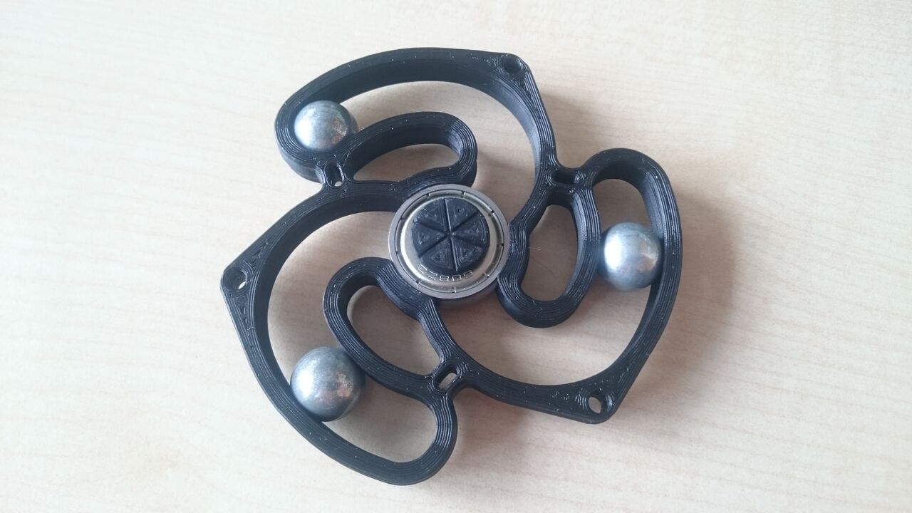 Ball Track Spinner