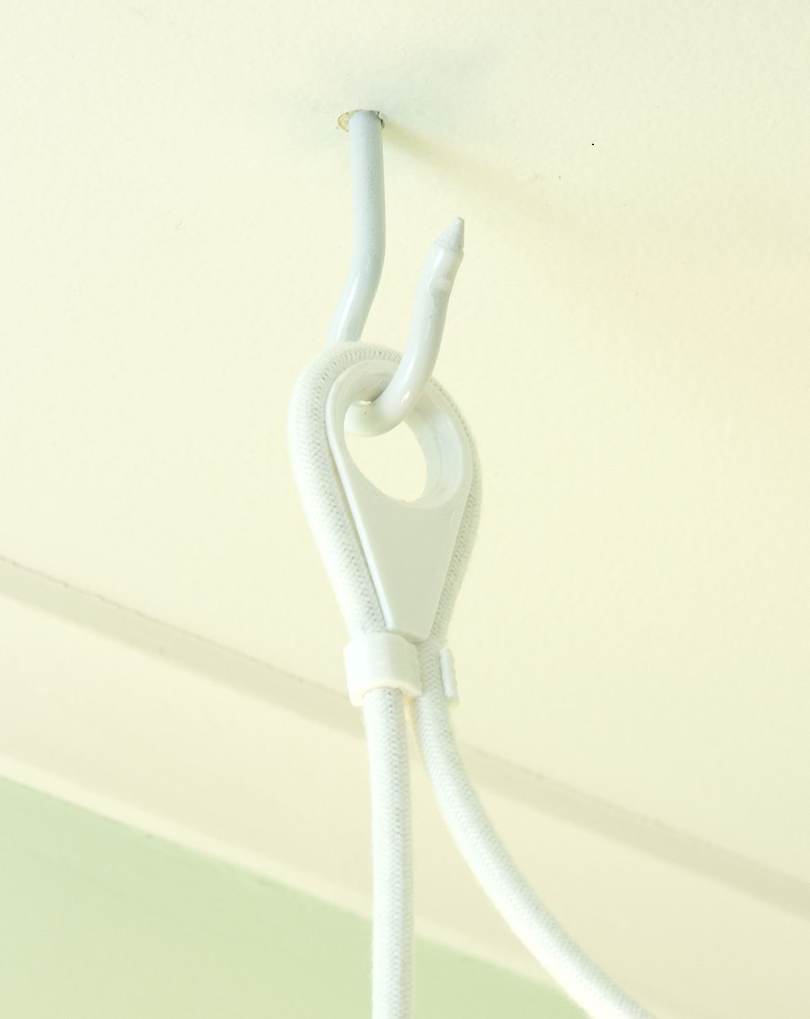 Hanging Lamp Cord Clip