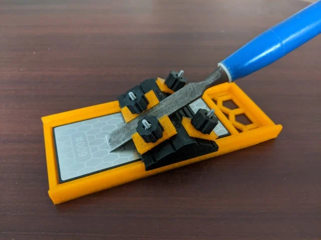 Chisel Sharpening Guide