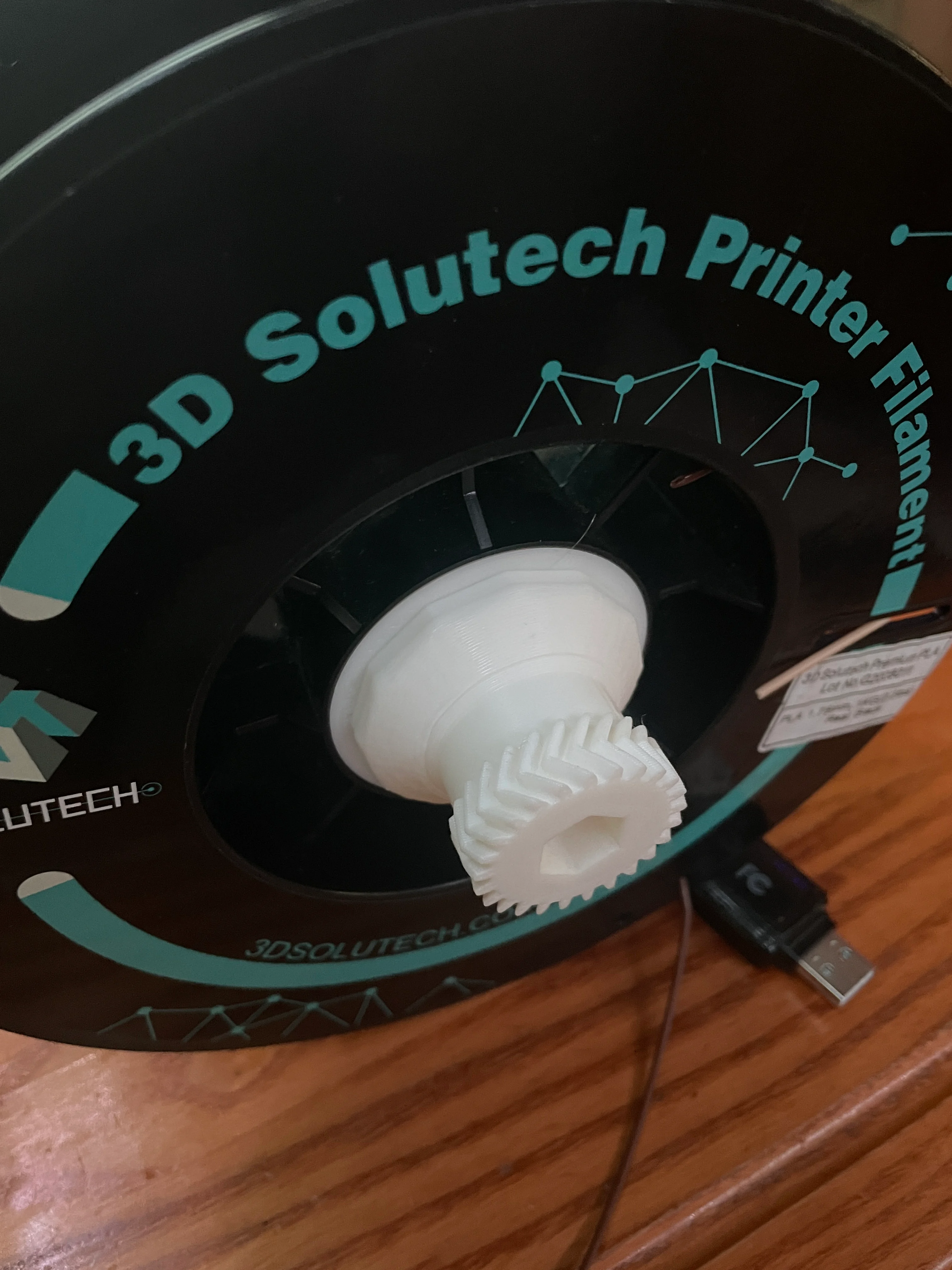 Remixed shaft with 12mm hex driver insert for Filament Spool Switcher & Winder