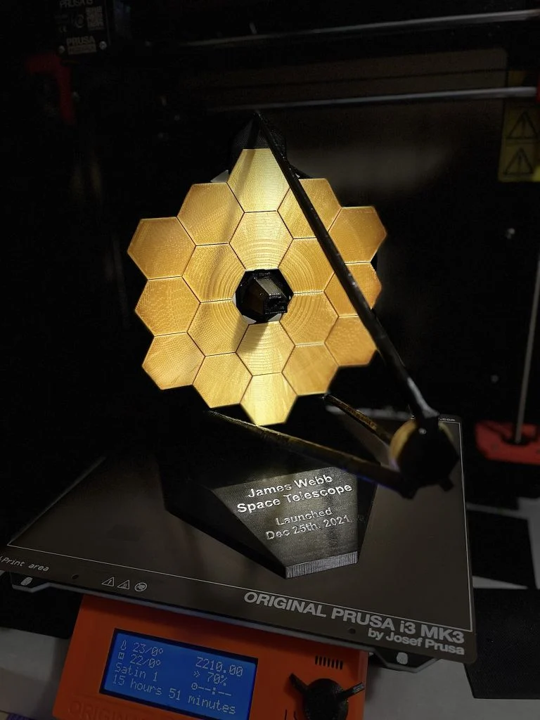 James Webb Space Telescope Mirror (1:40)