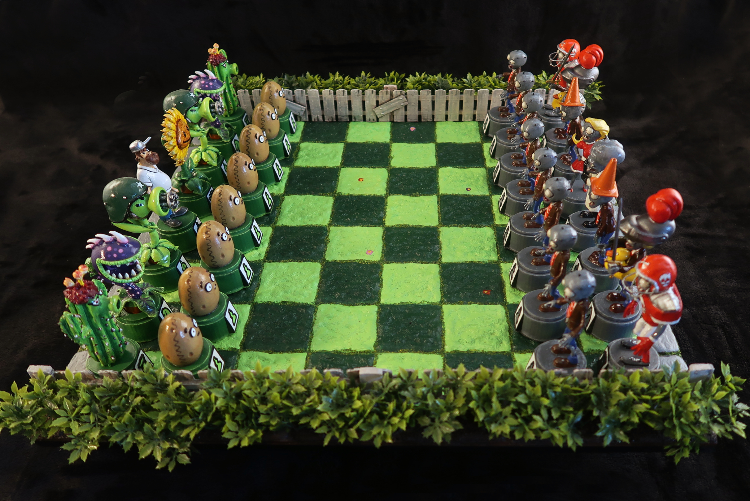 Plants vs Zombies Chess Set
