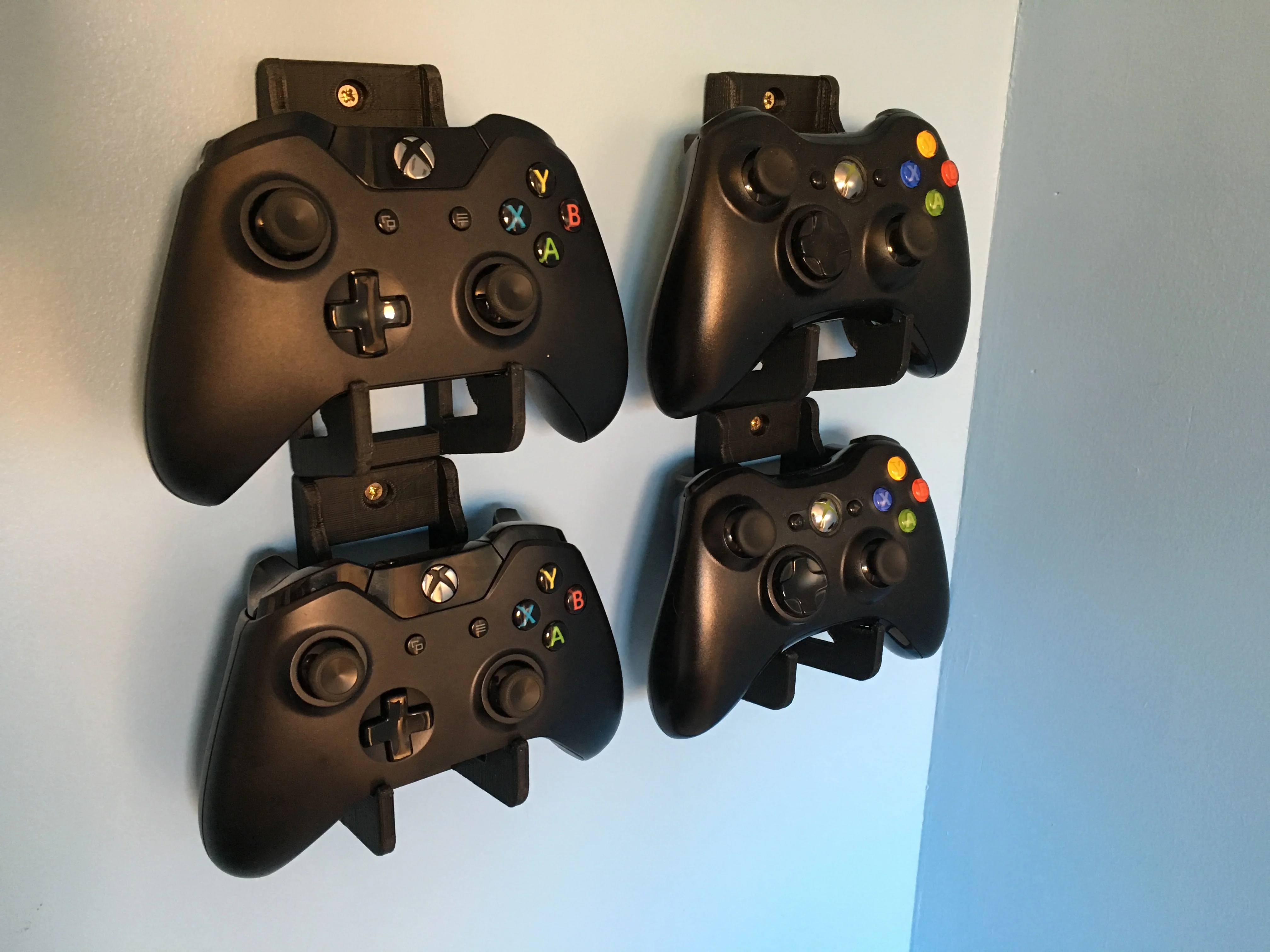 Xbox Controller Hanger (360 and One)