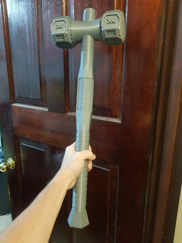 War hammer prop