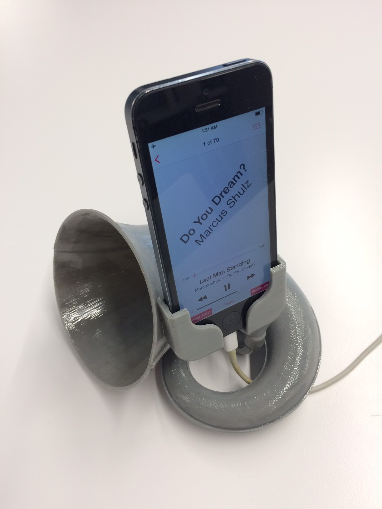 Cornucopia Exponential Horn iPhone Dock