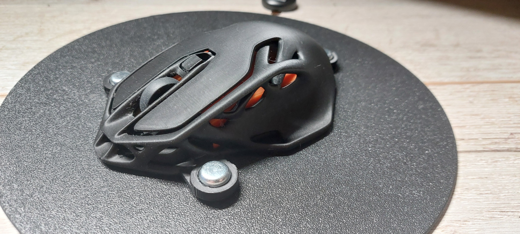 Prototype, Bambu 002 Mouse with 8mm Rollerbearing