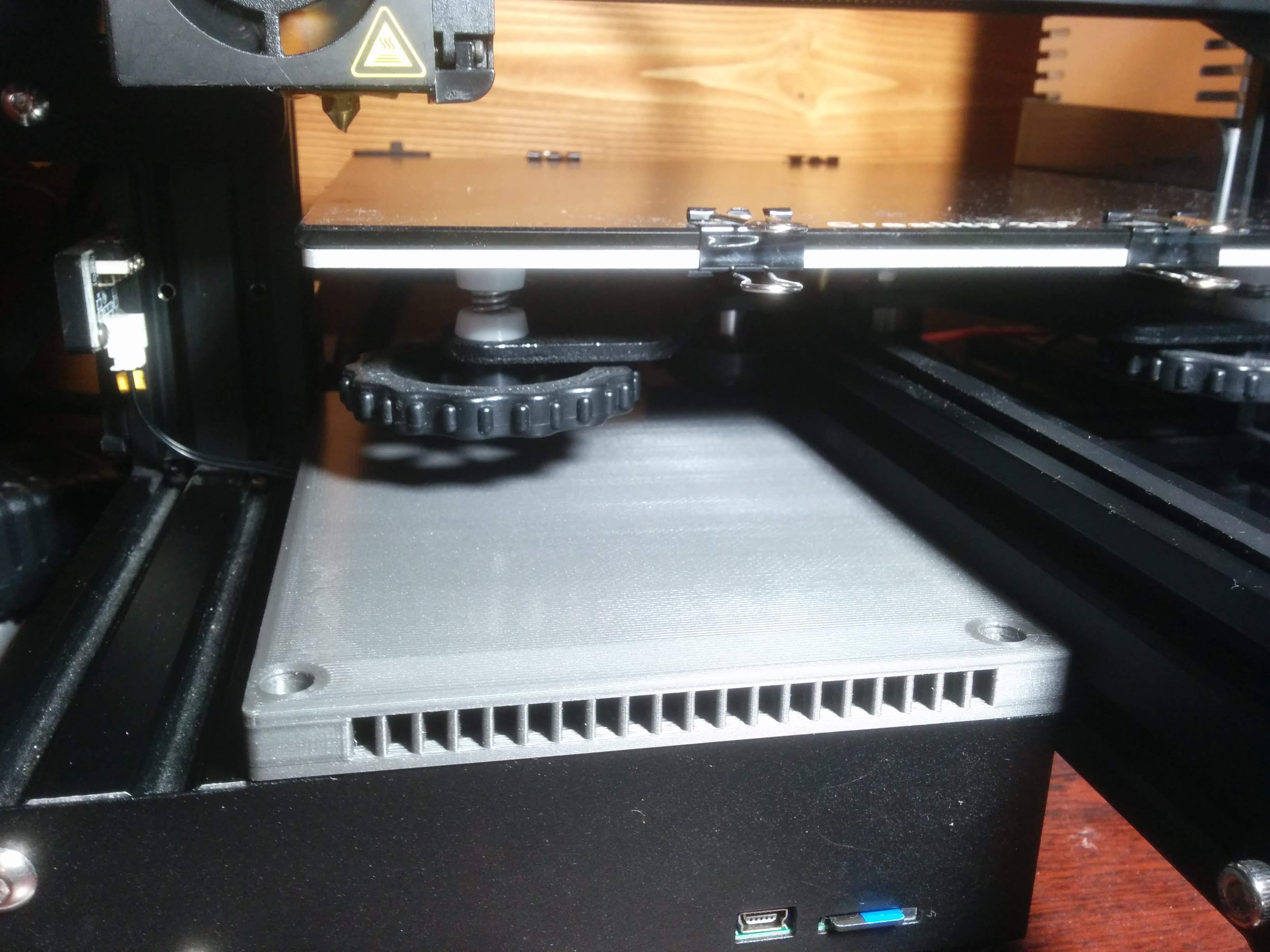 Ender 3 silent mainboard cover (with f3d)