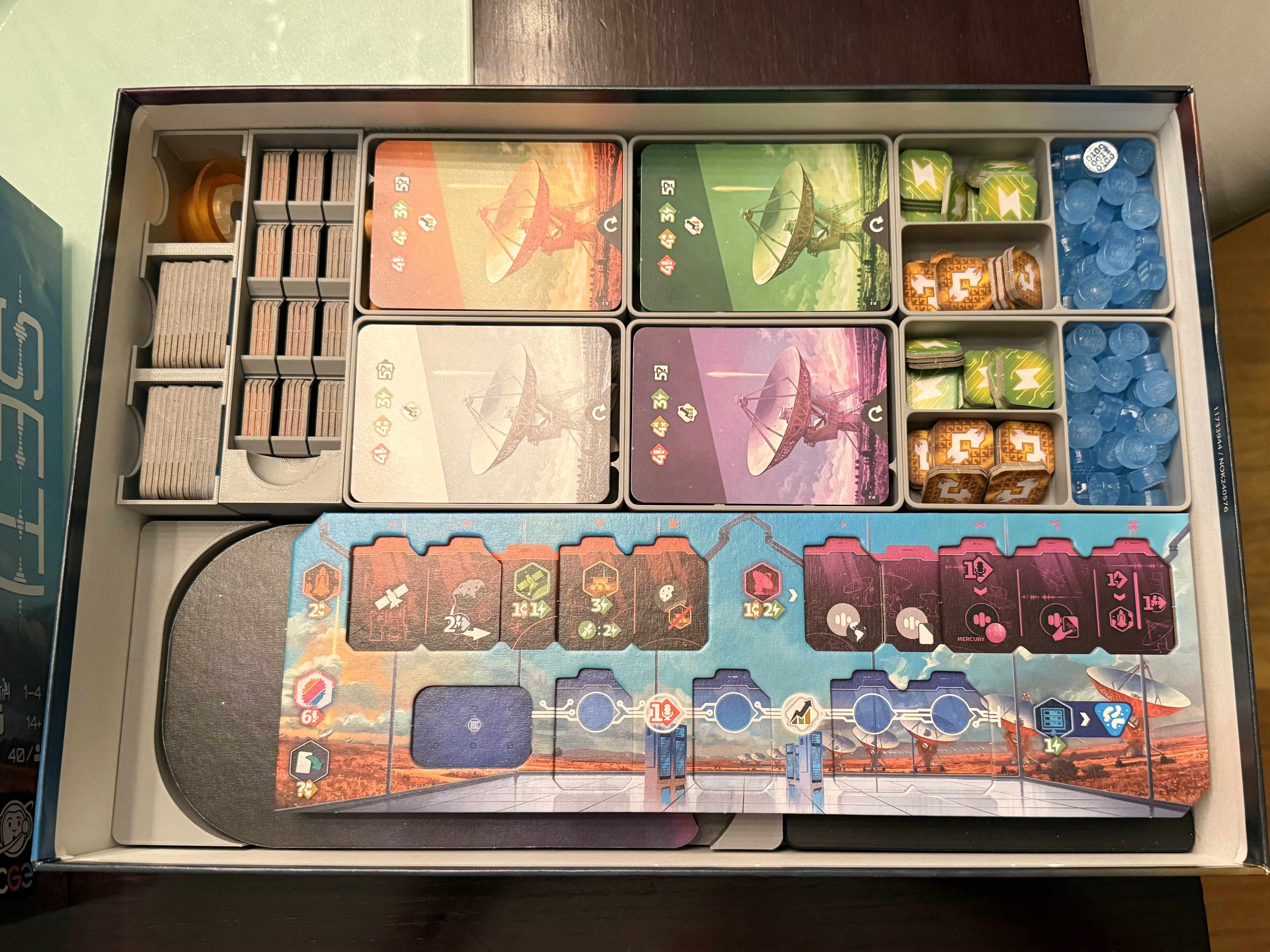 SETI board game organizer insert with player and species trays