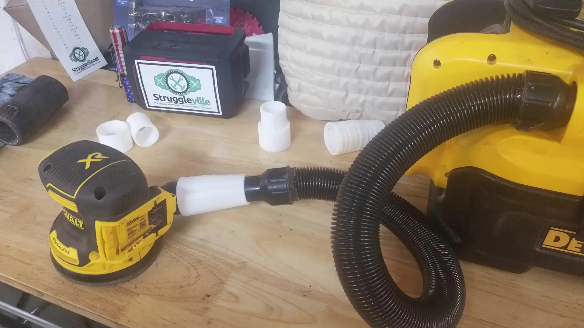 DeWALT Cordless Vacuum Adapter