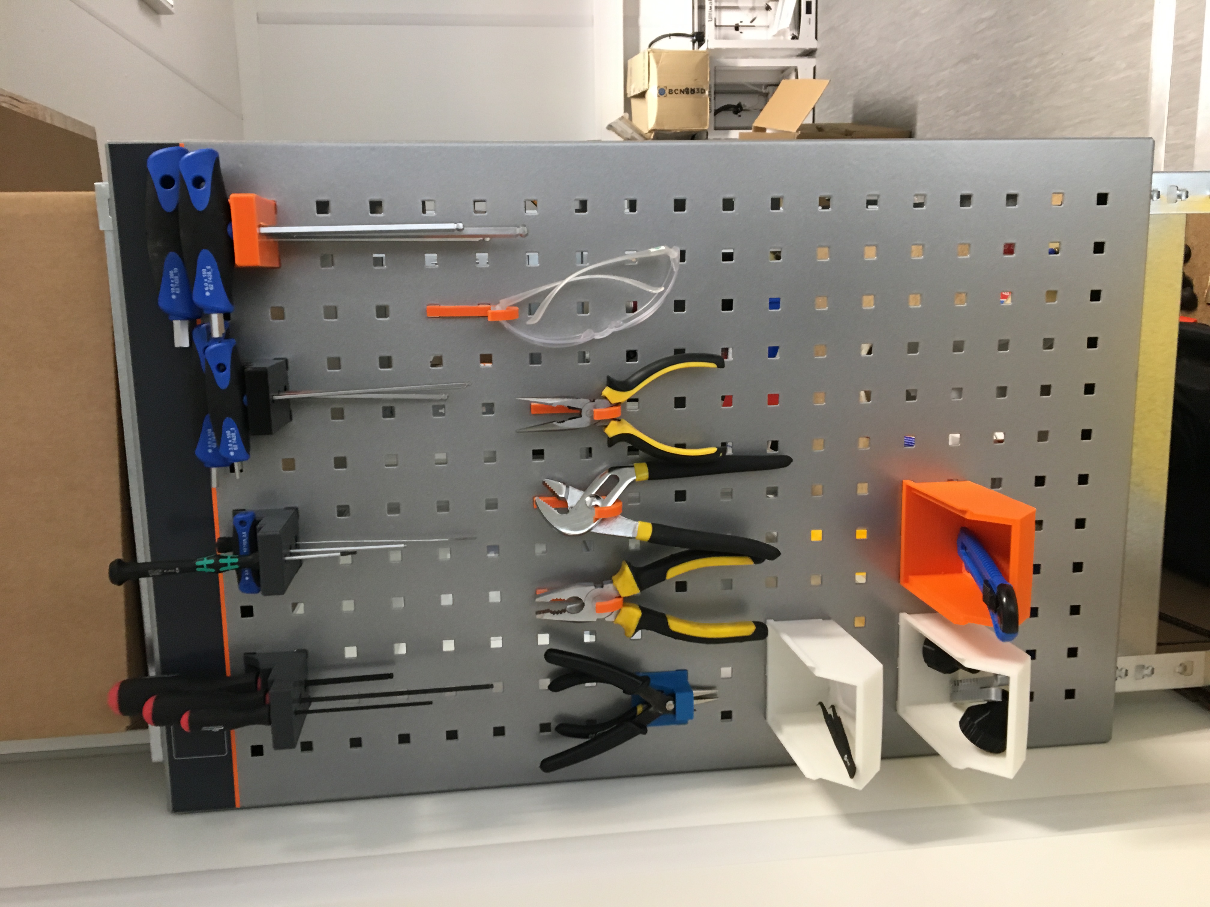 Pegboard Garant 96 2902_M (squire peg)