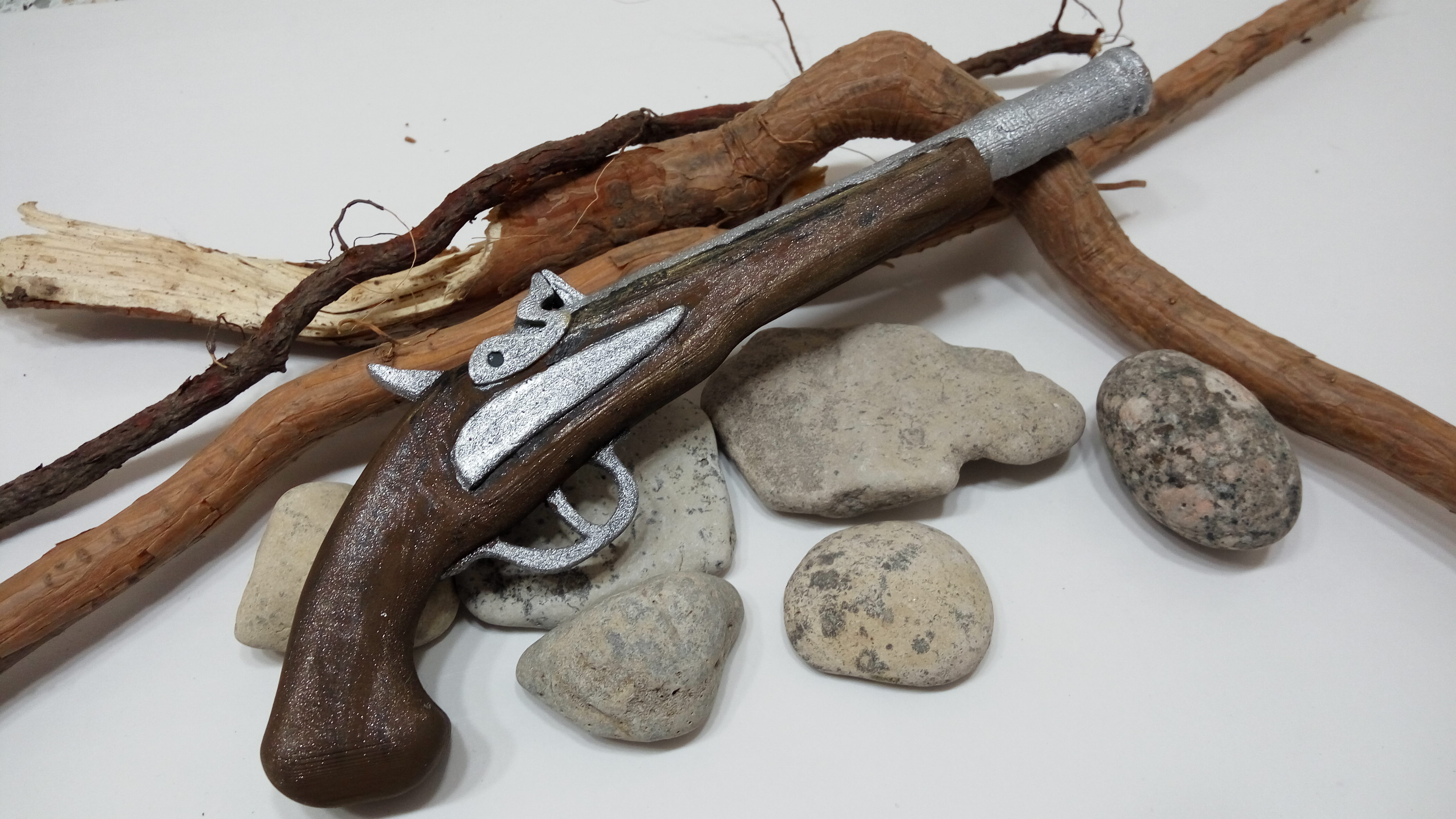 Flintlock pistol