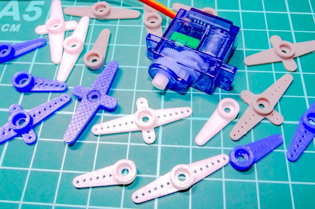 SG90 Micro Servo Horn with Gears
