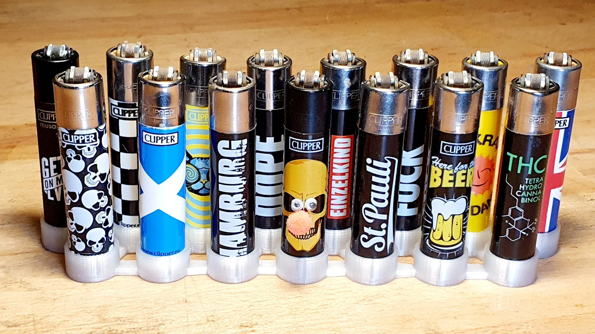 15x CLIPPER Lighter Display | 15x CLIPPER Feuerzeug Ständer