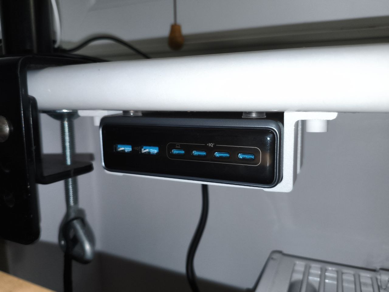 Bracket for Anker 200W charger