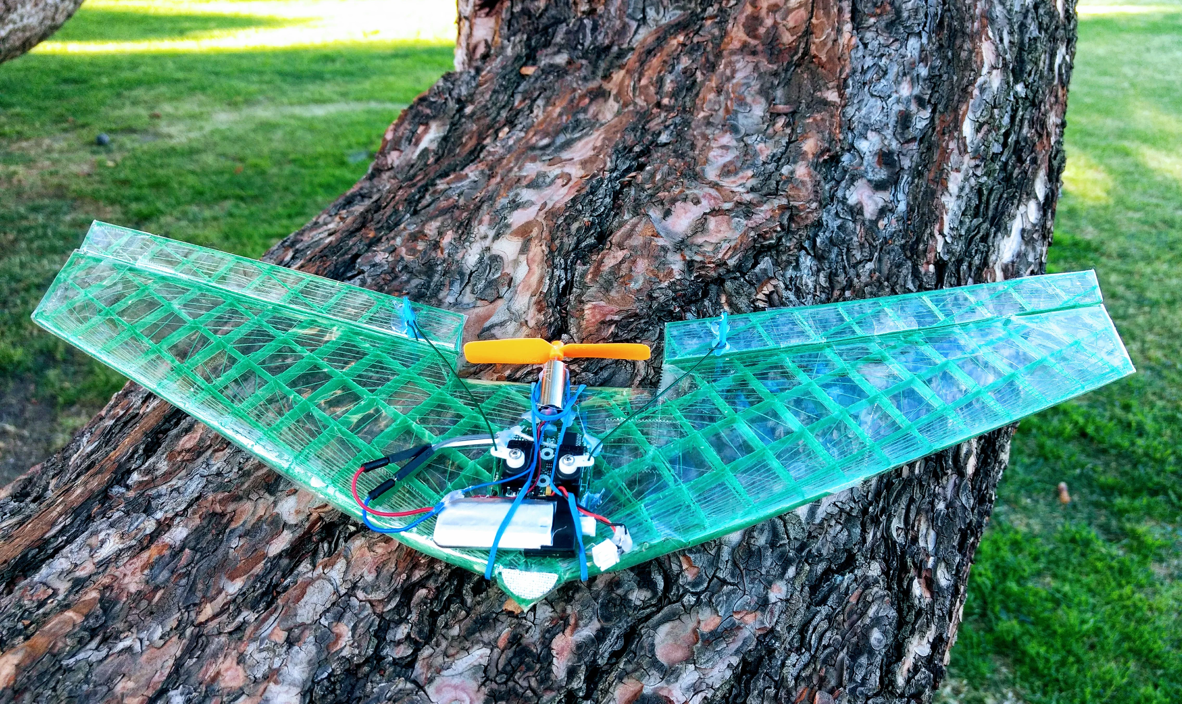 Micro Flying Wing for V911/F949 receiver bricks