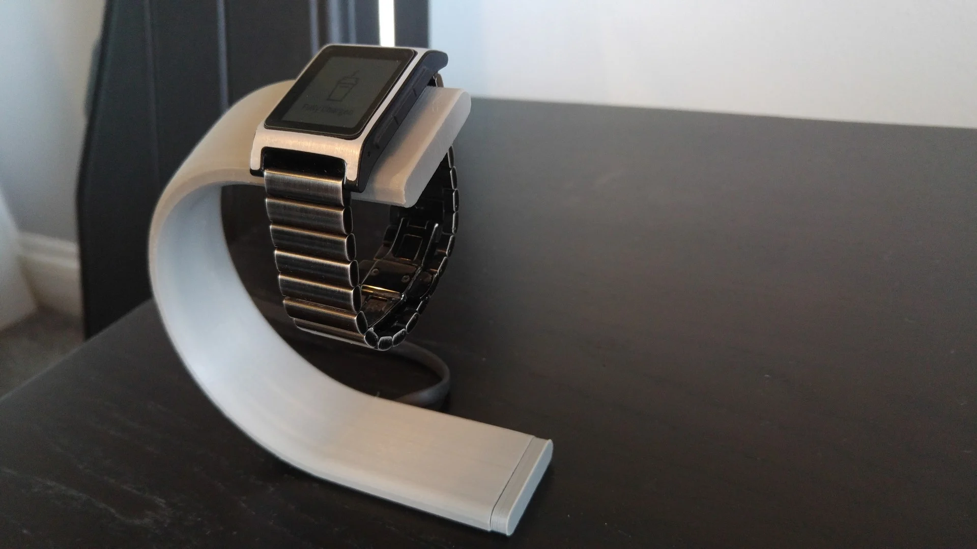 Pebble Charging Stand