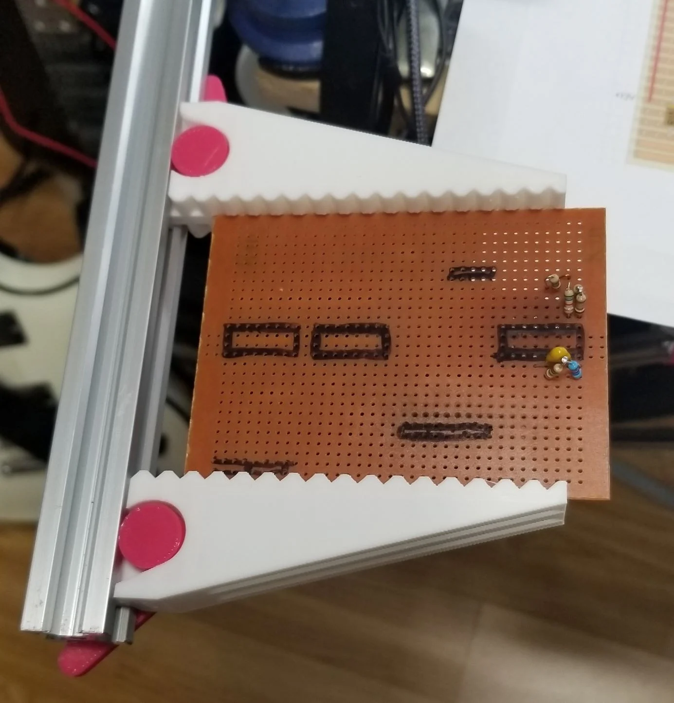 Quick-Release Bar Clamps(remix:flipped cam and 2020vslot resized)