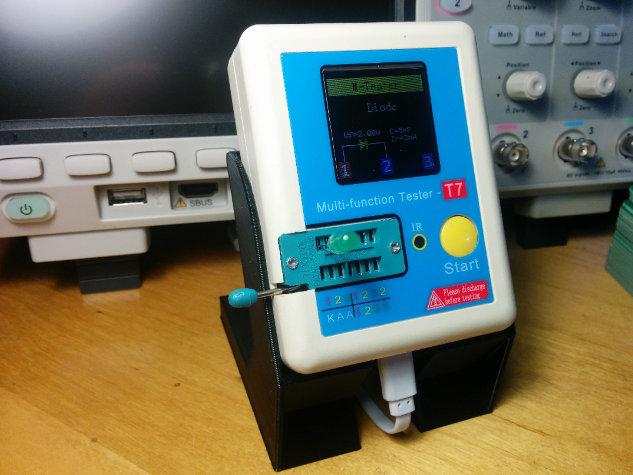 Multi-Function-Tester T7 Stand