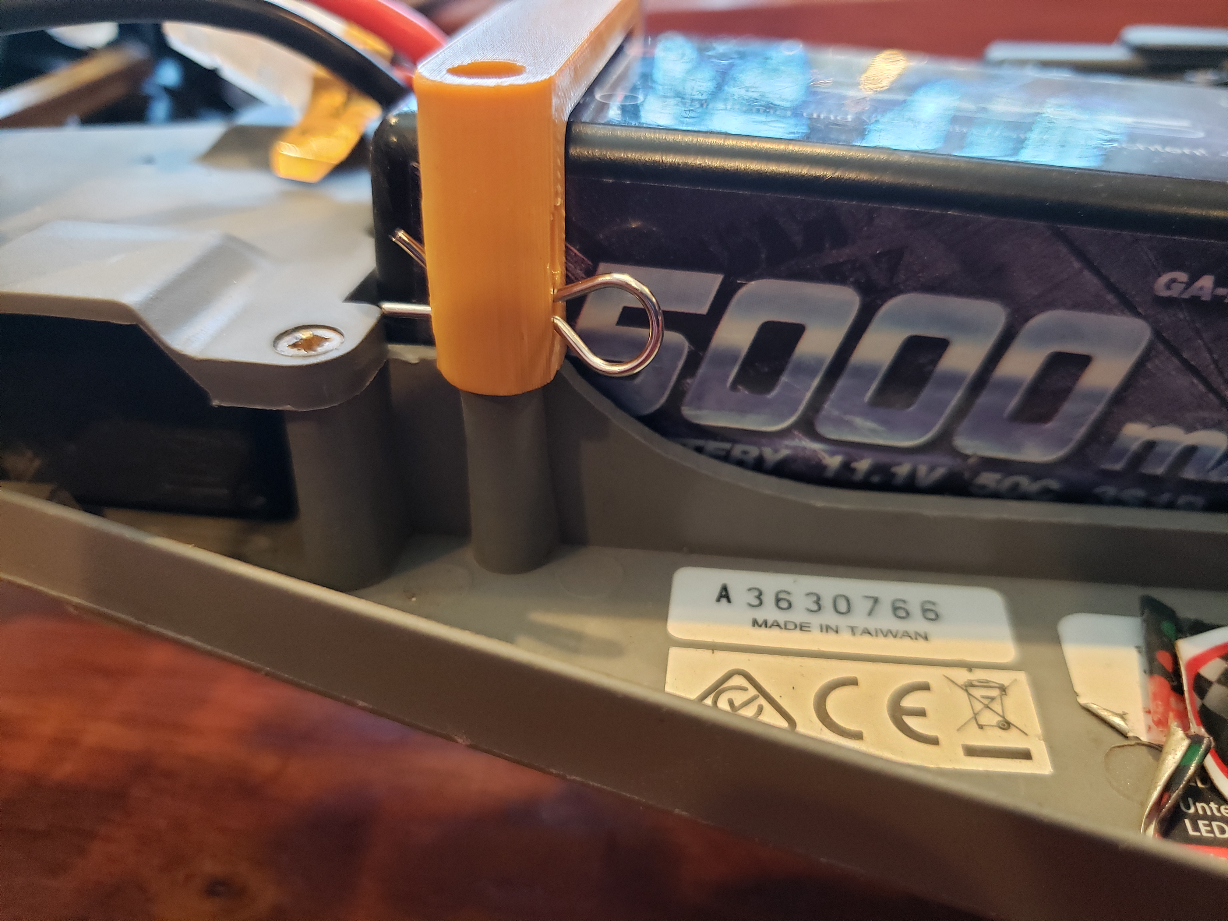 3S LiPo Battery Spacer Kit for Traxxas Rustler 2WD Trucks