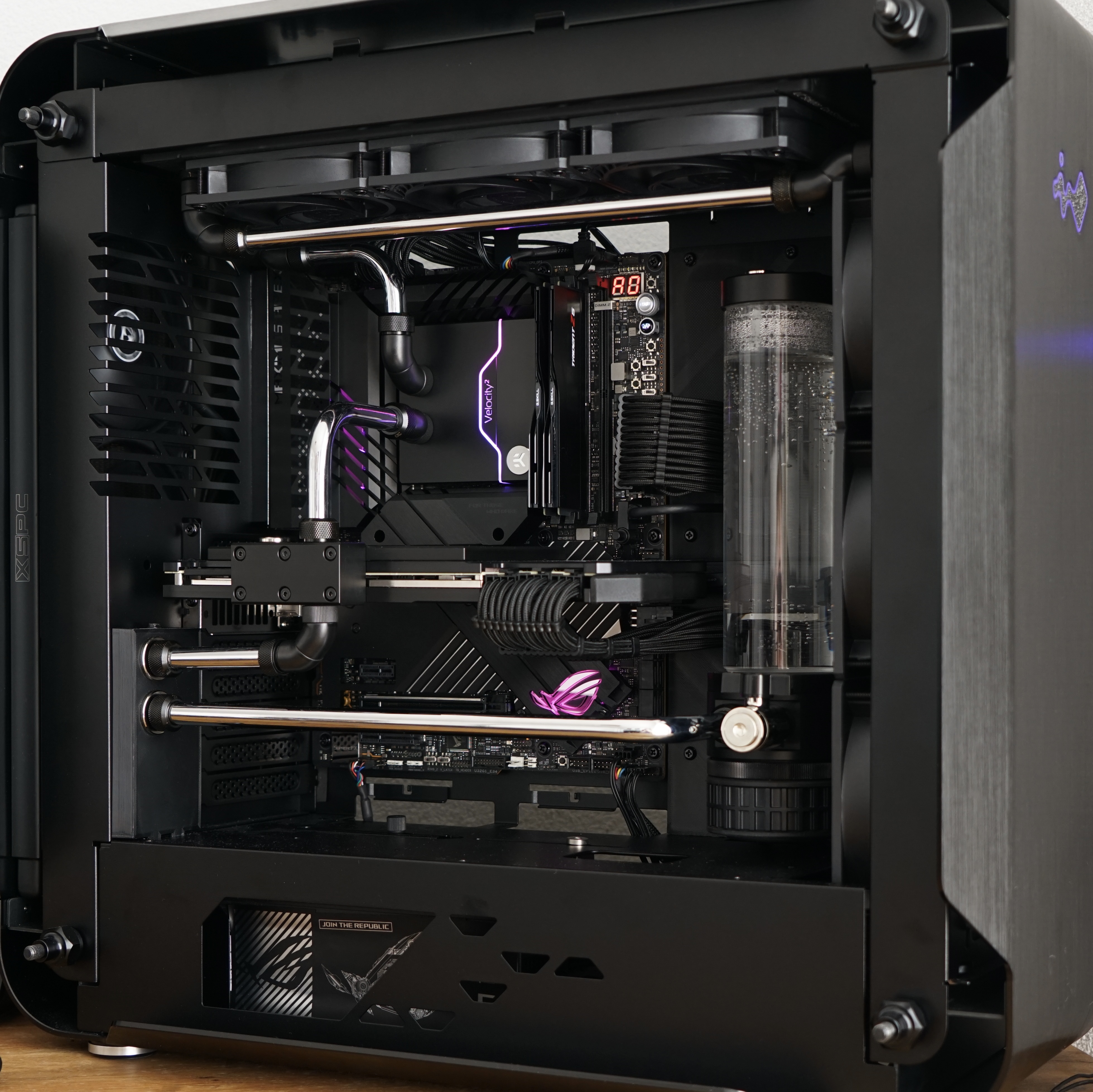 InWin 925 Custom Water cooling