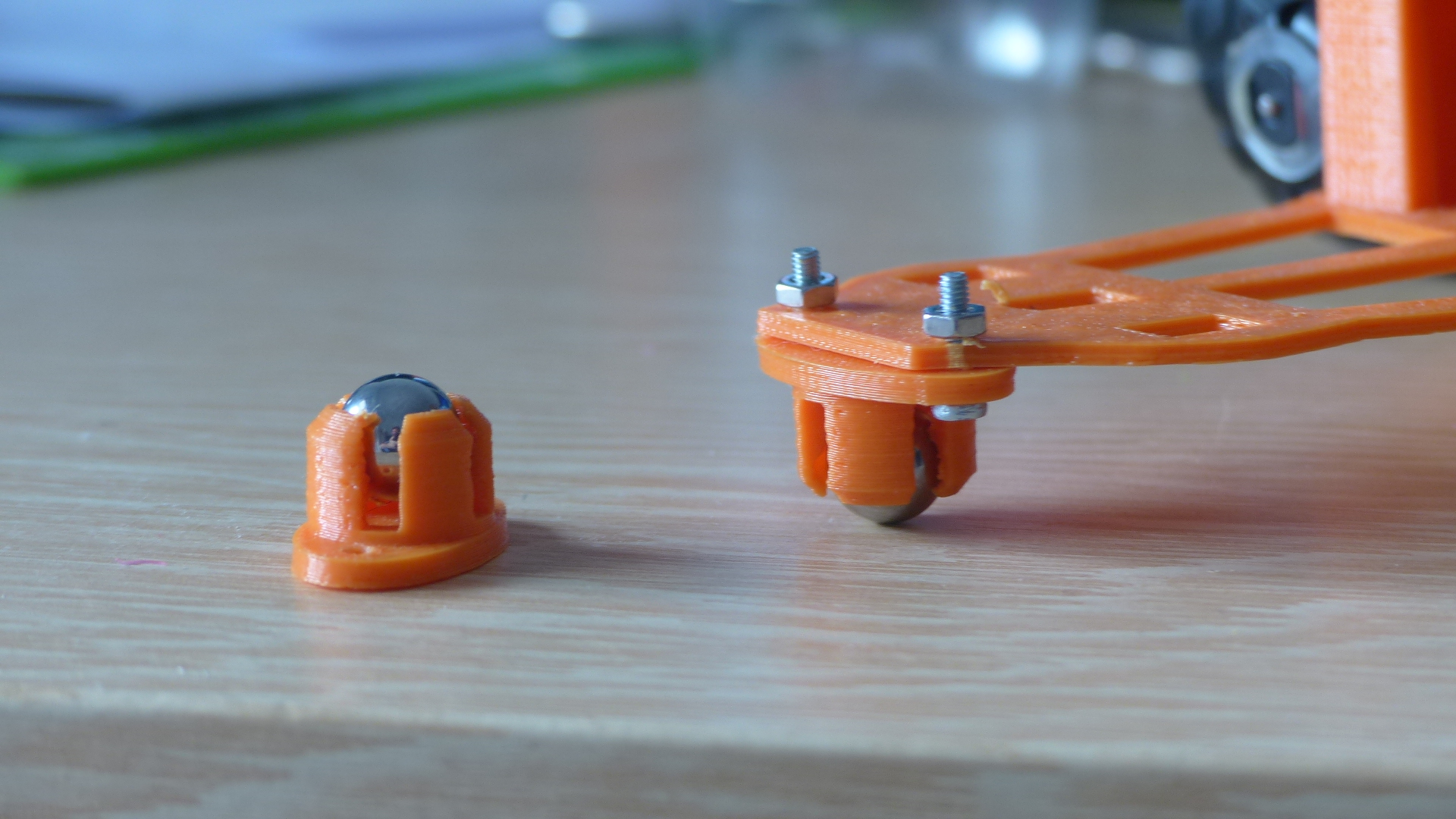 Rueda loca (Ball caster)