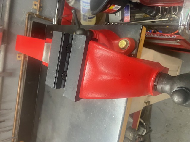 5 inch Fireball tool hardtail vise - soft jaw