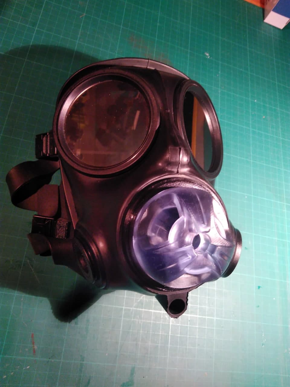 S10 gas mask flesh light adaptor