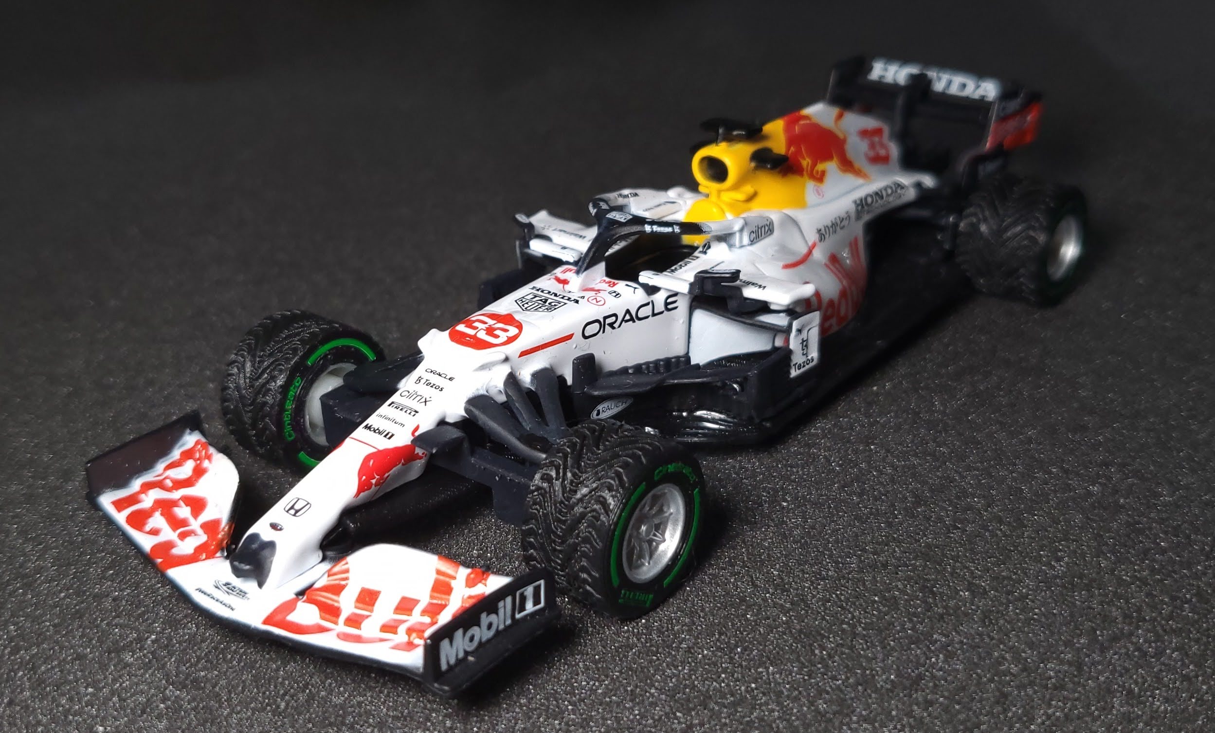 Intermediate tyres Bburago 1:43 f1 cars