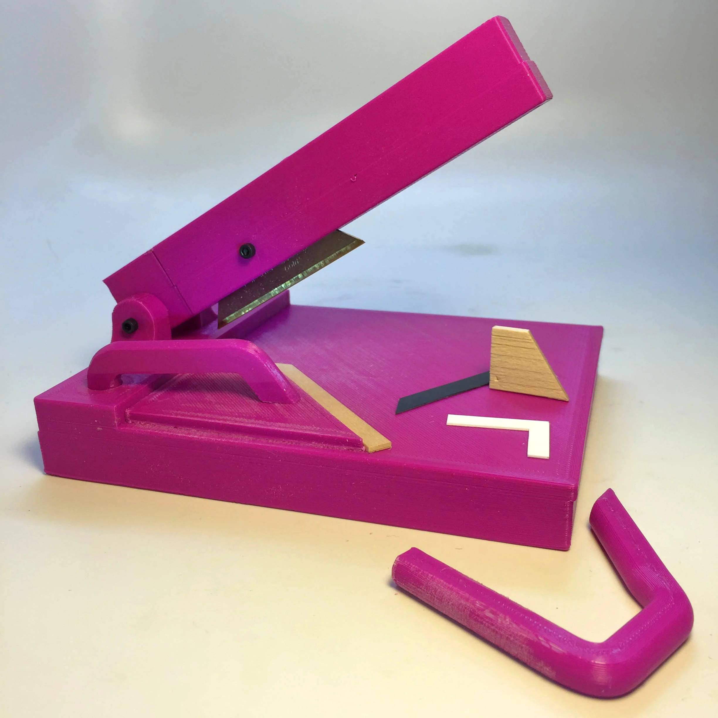 Miter Razor