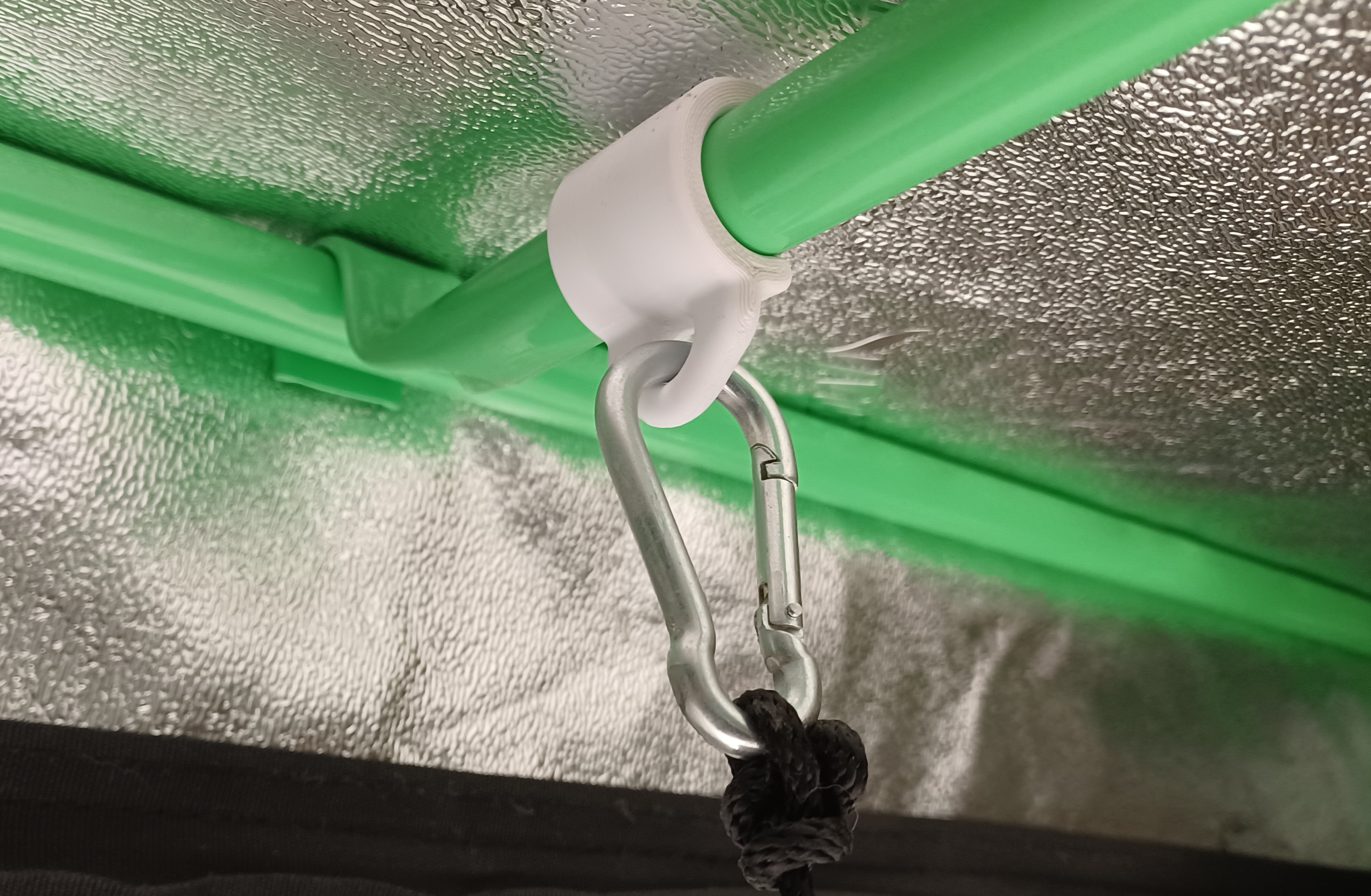 Grow tent light hanger