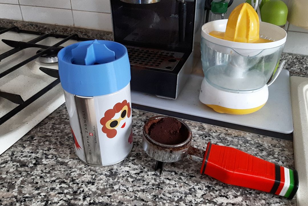Cleaner for Gaggia espresso coffee filter - Pulisci fondi del caffè espresso