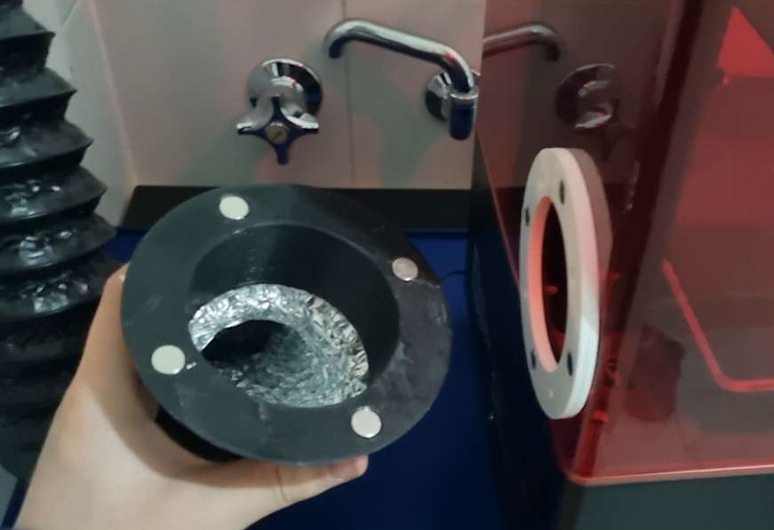 Elegoo Saturn 2 Magnetic Fume Extraction Port