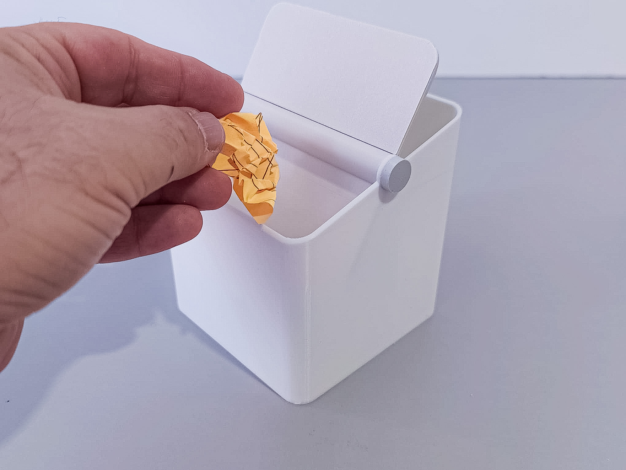 Mini Desktop Wastebasket