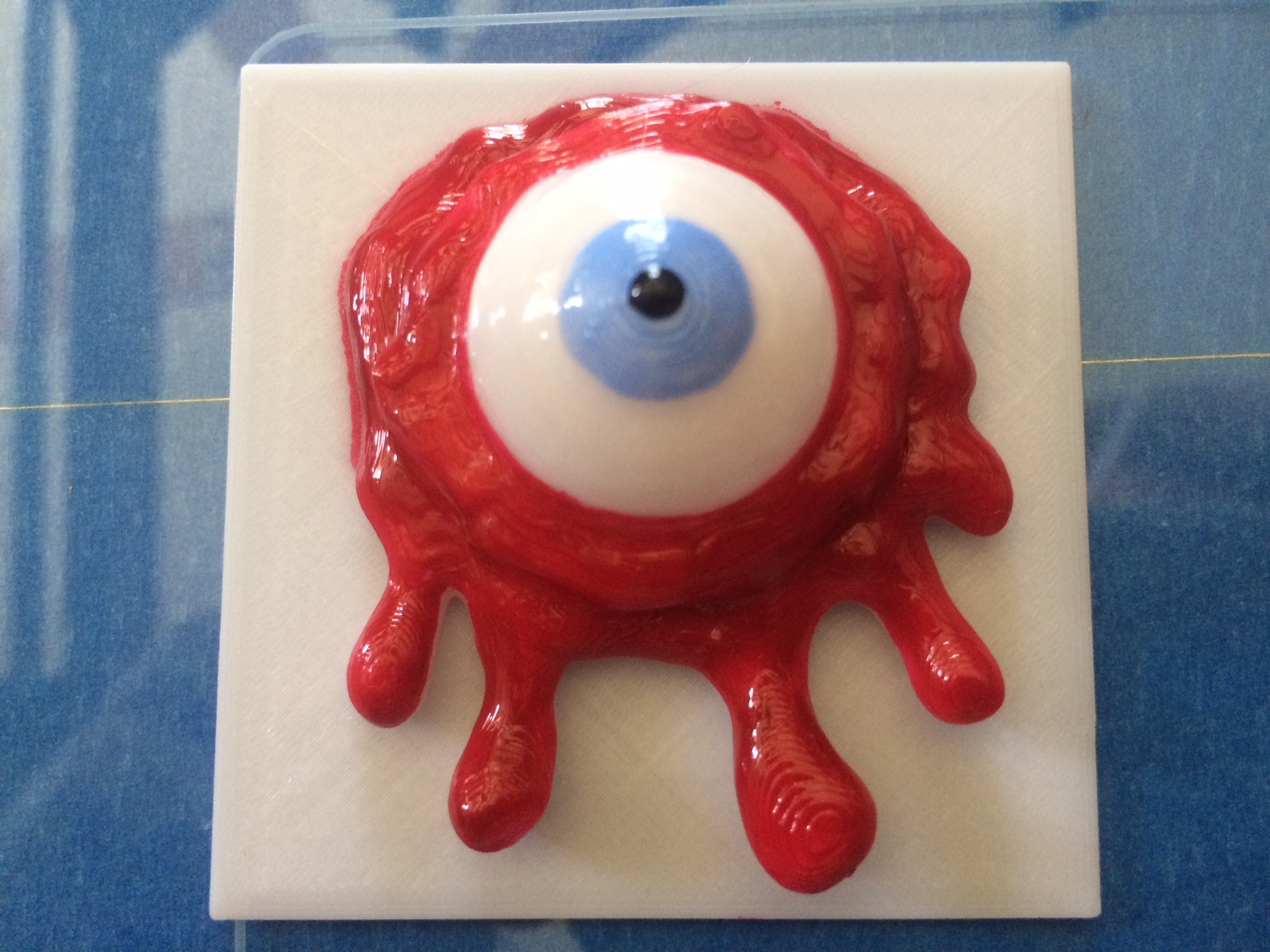 Droog_cuff_eyeball_remix