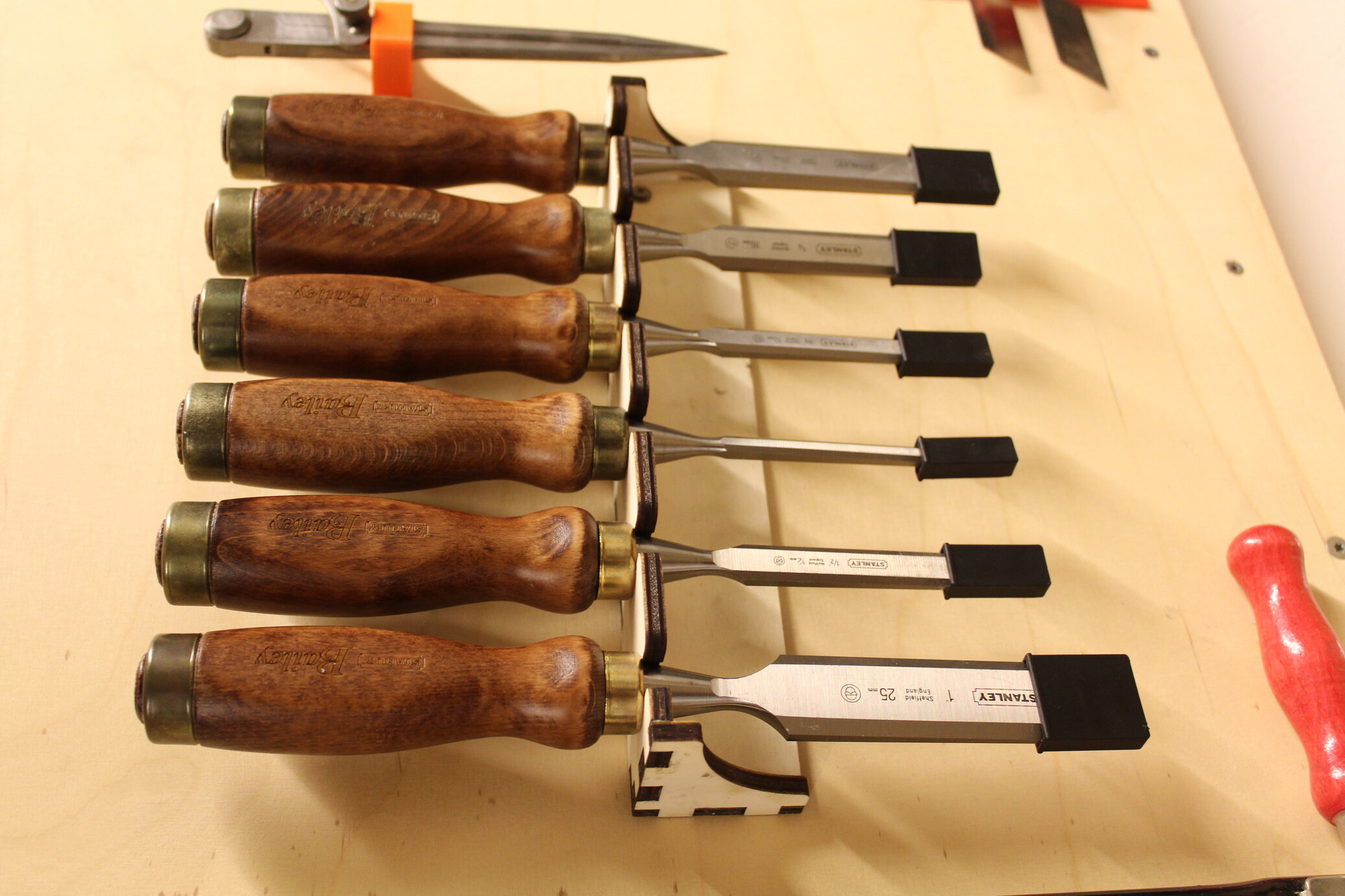 Stanley Bailey Chisel compatible wall mount