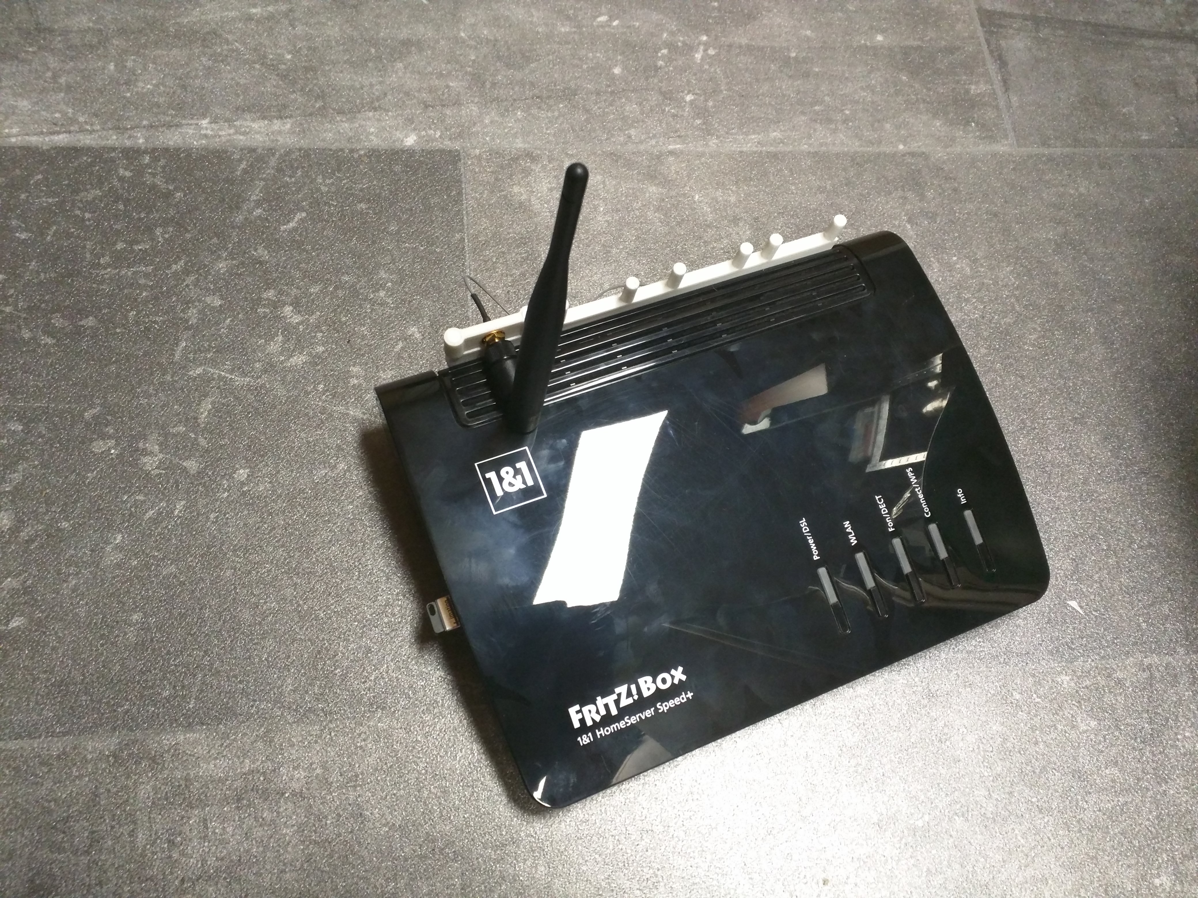 WLAN Extender for AVM Fritz!Box 7590 - externe WLAN Antennen (RP-SMA)