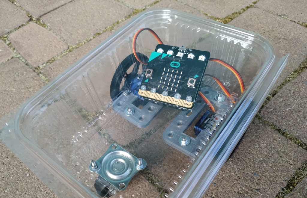 Servomotor support