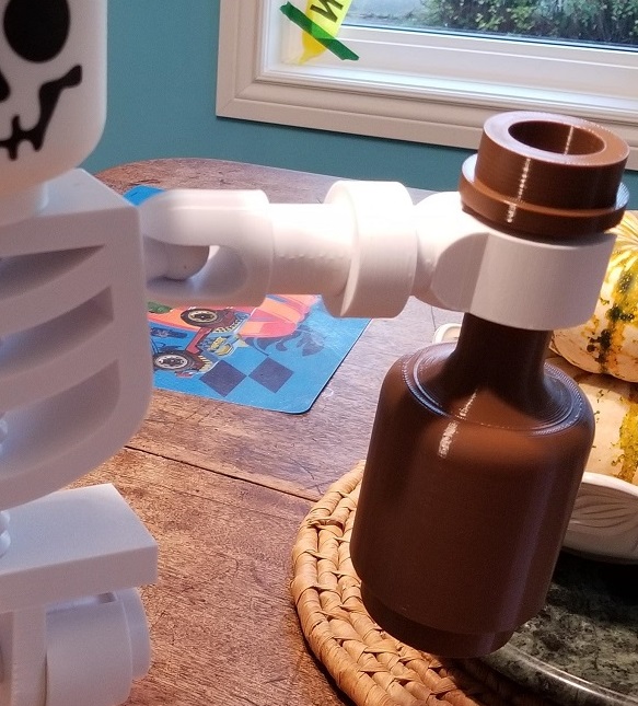 Minifig/Bigfig Bottle