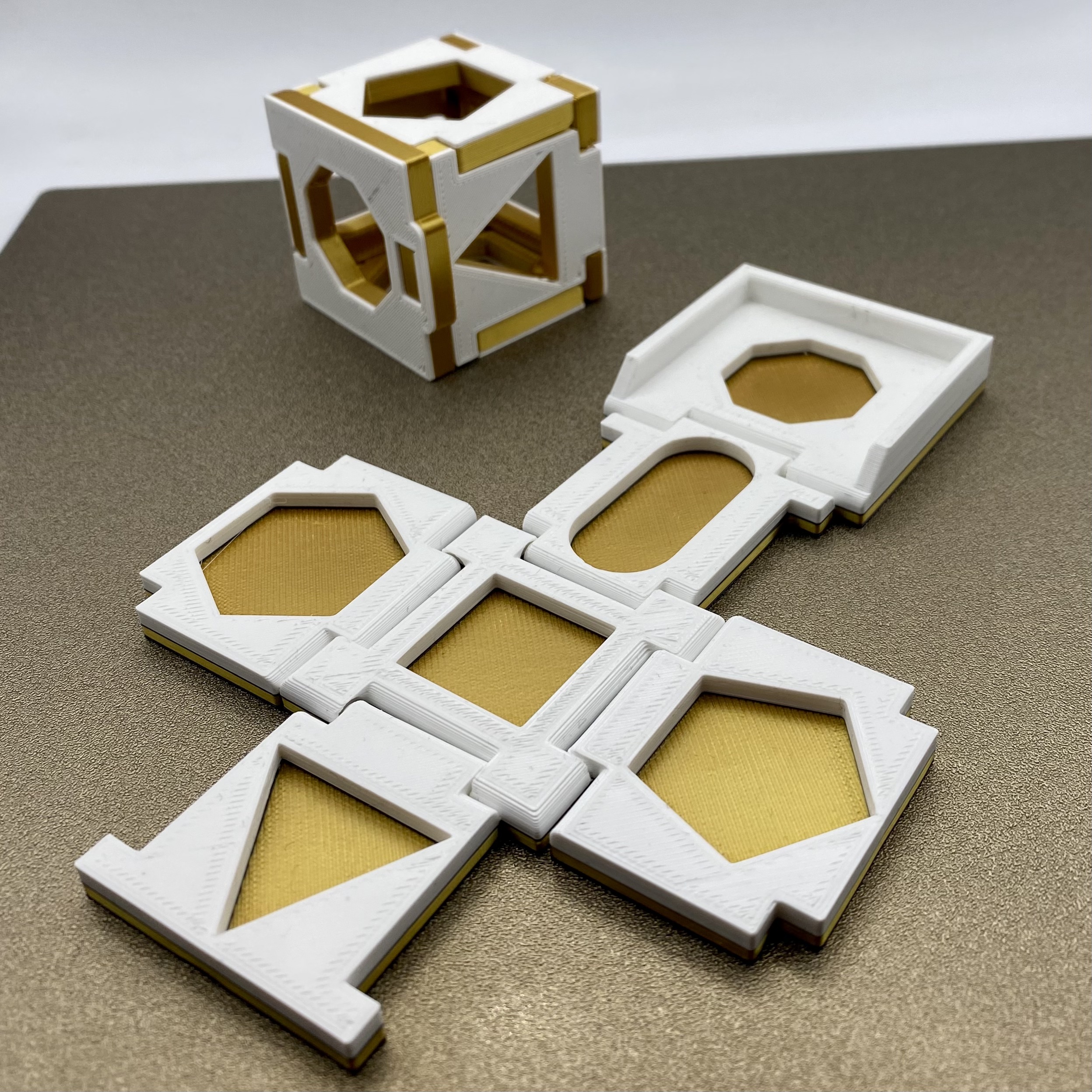Widget Toy Box Print in Place Fexible Cube