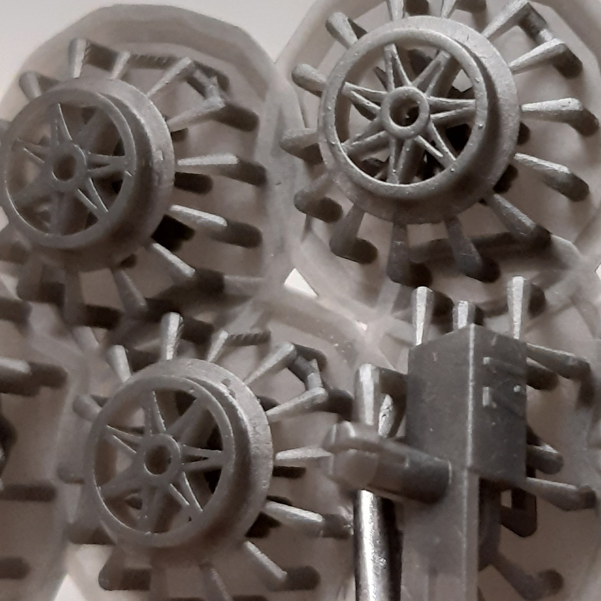 TTm and H0m spoke wheels
